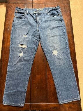 Levi’s Women’s Distressed Boyfriend Jeans
